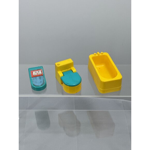 Vintage Fisher-Price Little People Bathroom Set Toy Scale Toilet Bathtub - Picture 1 of 5